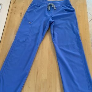 Figs, XS Petite scrub pants, seal color